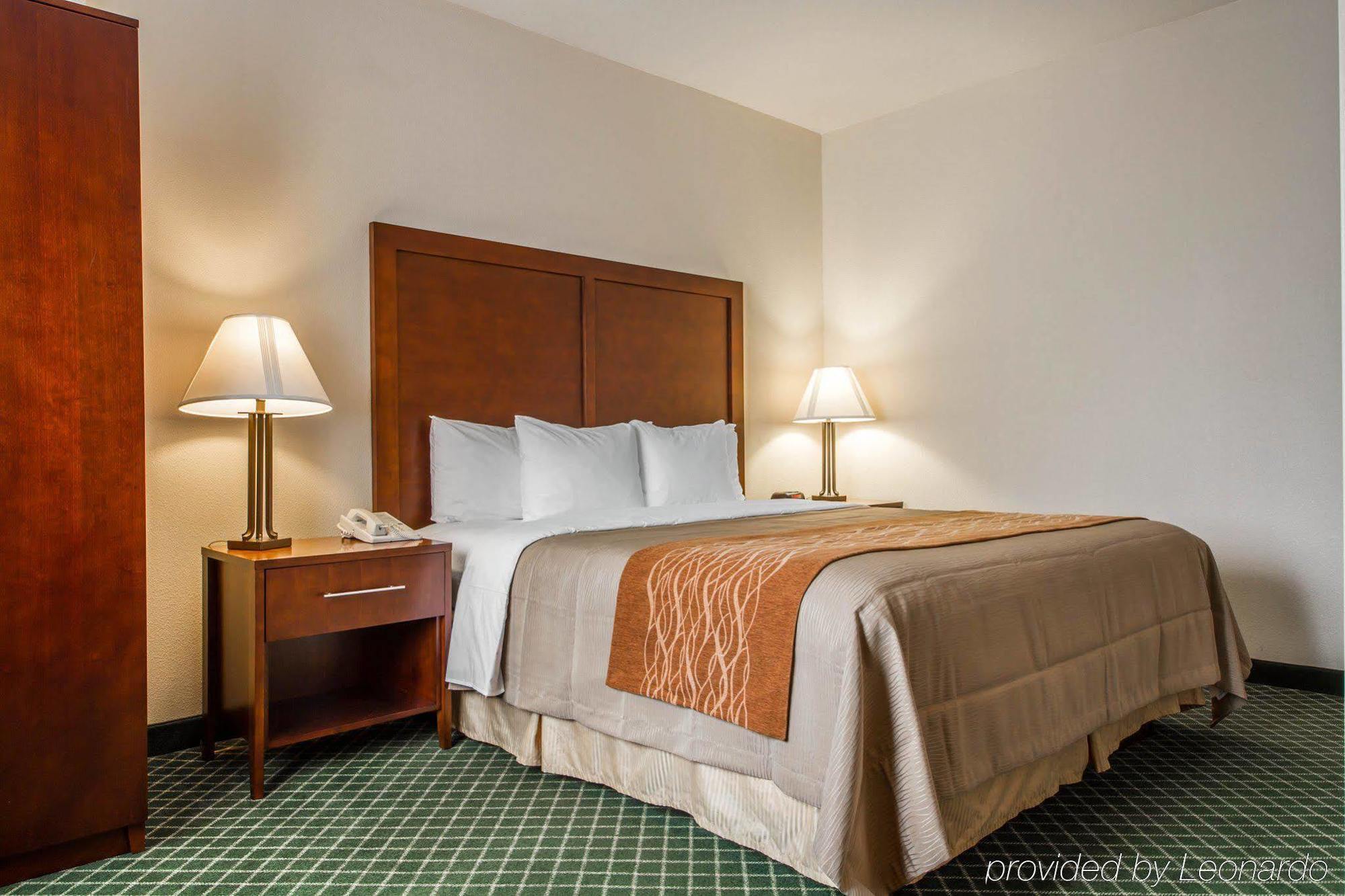 Comfort Inn & Suites Oakland Airport Exterior foto