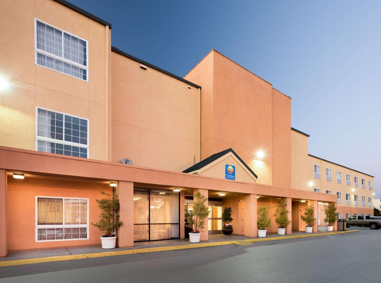 Comfort Inn & Suites Oakland Airport Exterior foto