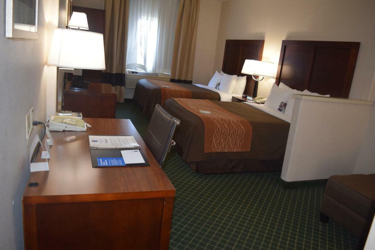 Comfort Inn & Suites Oakland Airport Exterior foto
