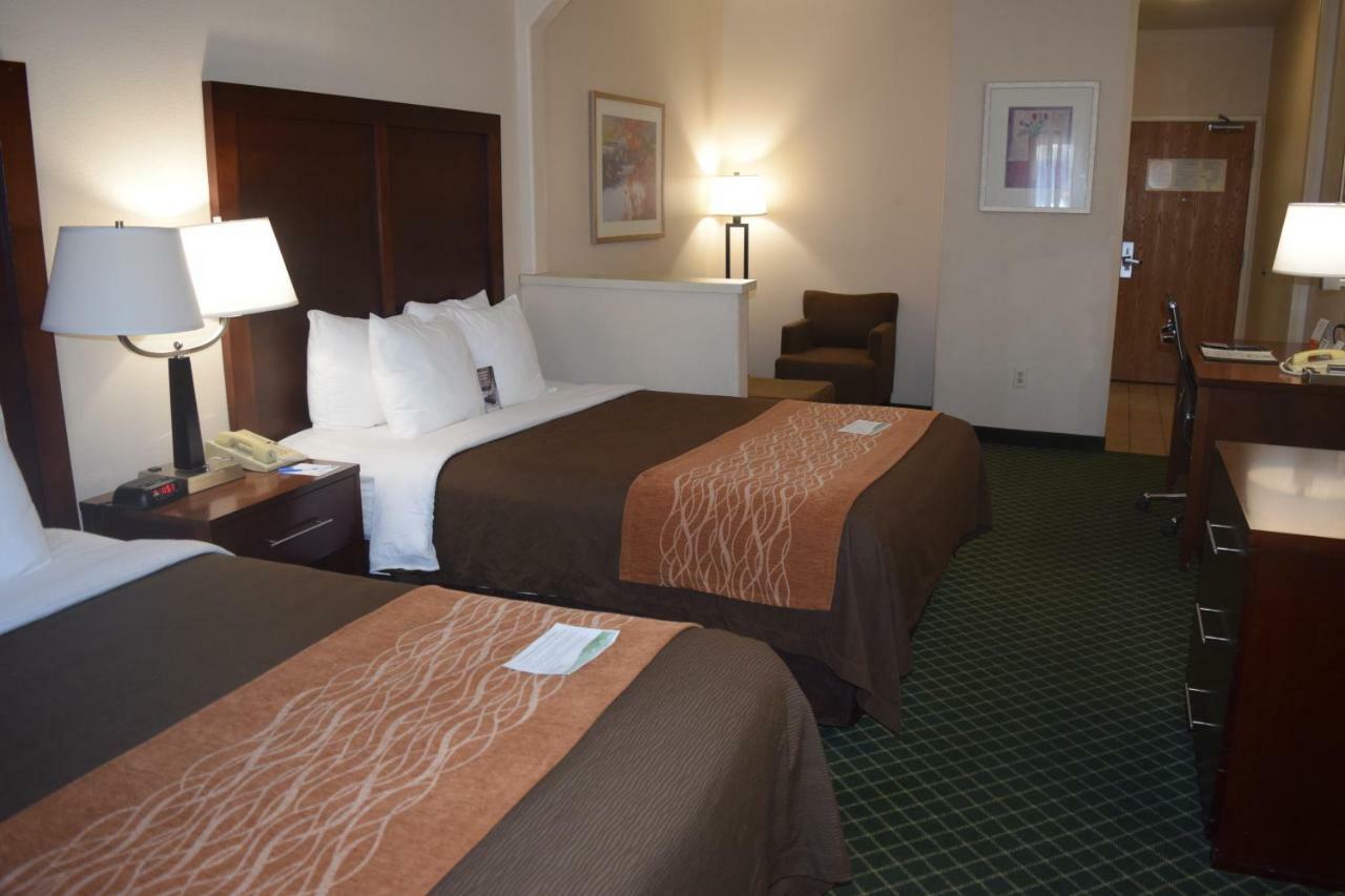 Comfort Inn & Suites Oakland Airport Exterior foto
